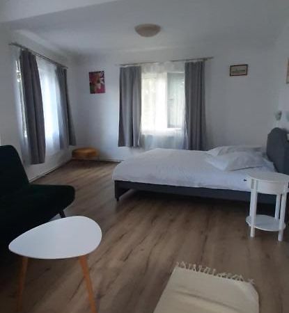 Piccola Italia Casa Racovita Клуж-Напока Екстериор снимка