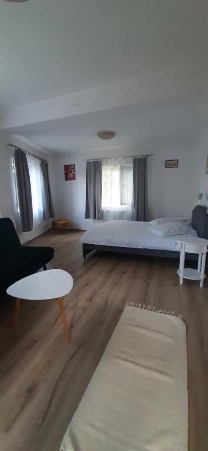 Piccola Italia Casa Racovita Клуж-Напока Екстериор снимка