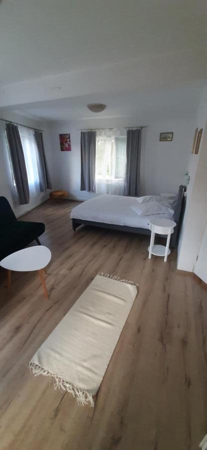 Piccola Italia Casa Racovita Клуж-Напока Екстериор снимка